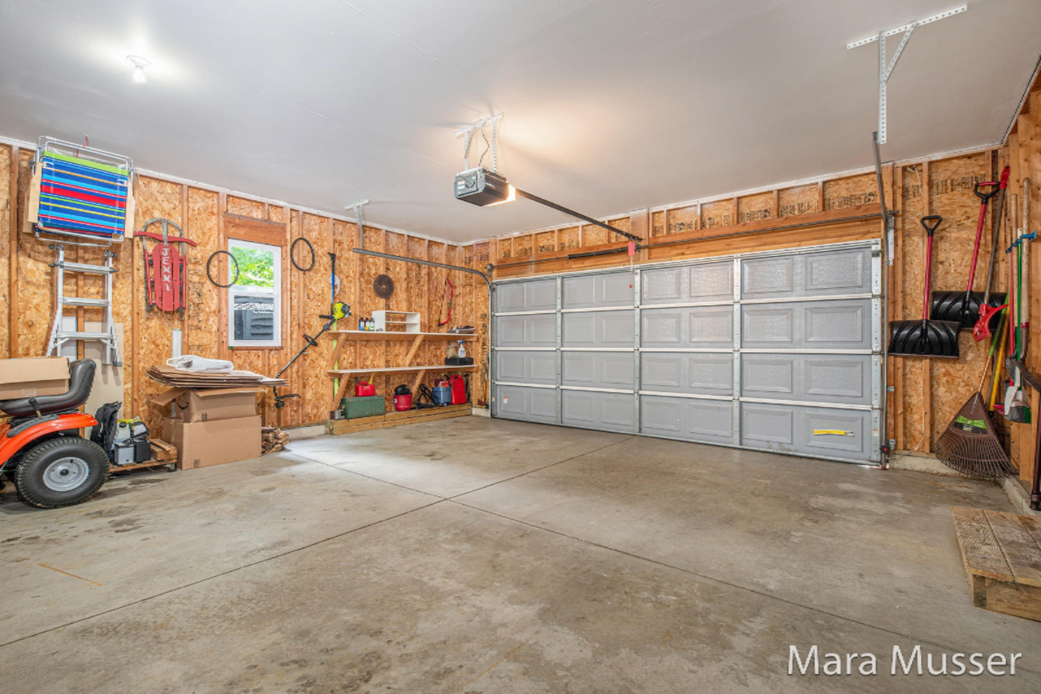 4005 Patti Road Dorr, MI 49323 - Photo 26 of 40 Garage