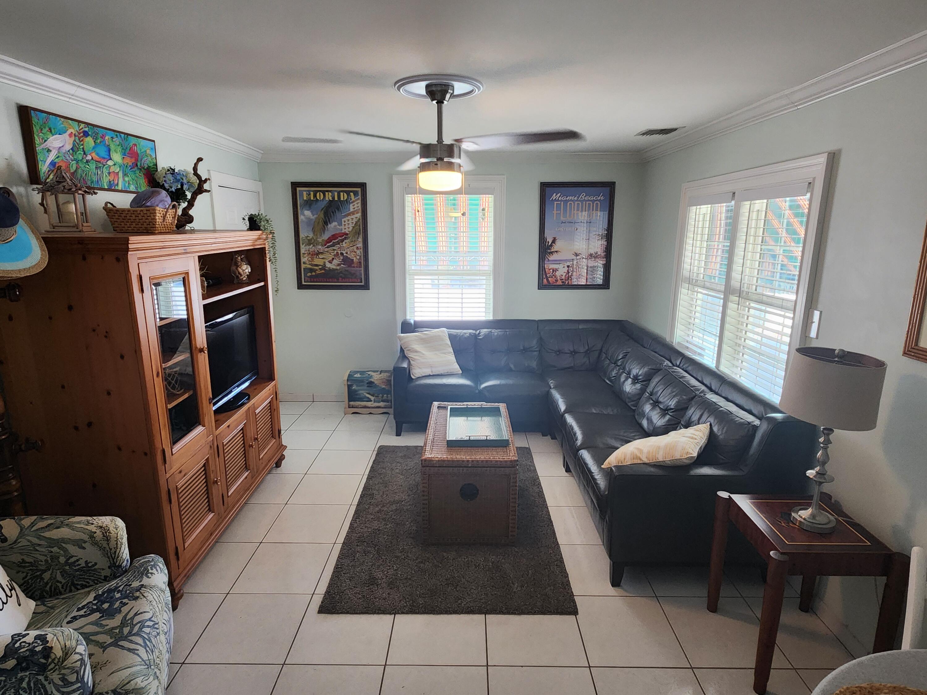 331 Ave F Key West, FL 33040 - Photo 14 of 18 Living room Front Unit