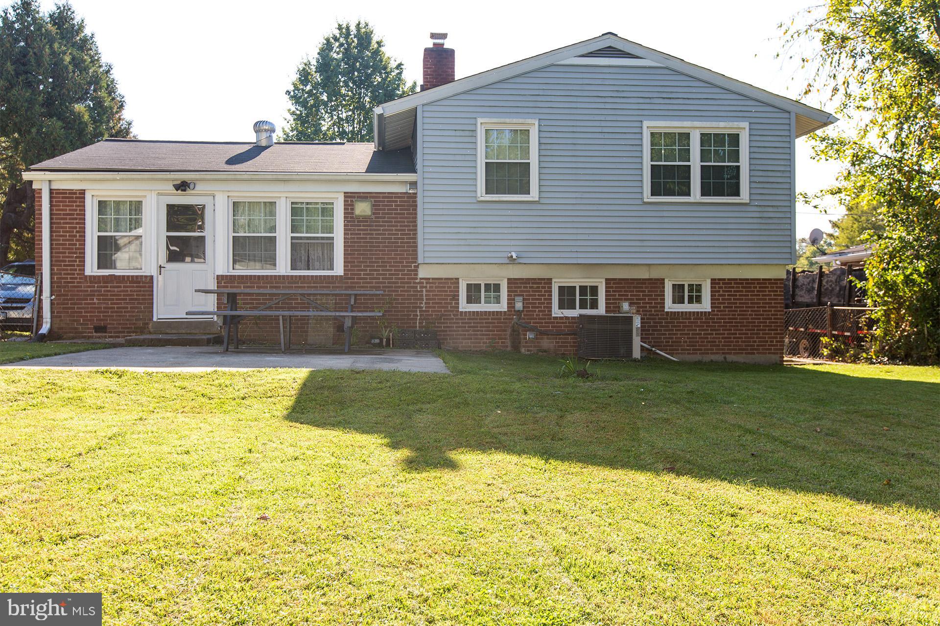 13217 Holdridge Road Silver Spring, MD 20906 - Photo 30 of 30 Patio and picnic table