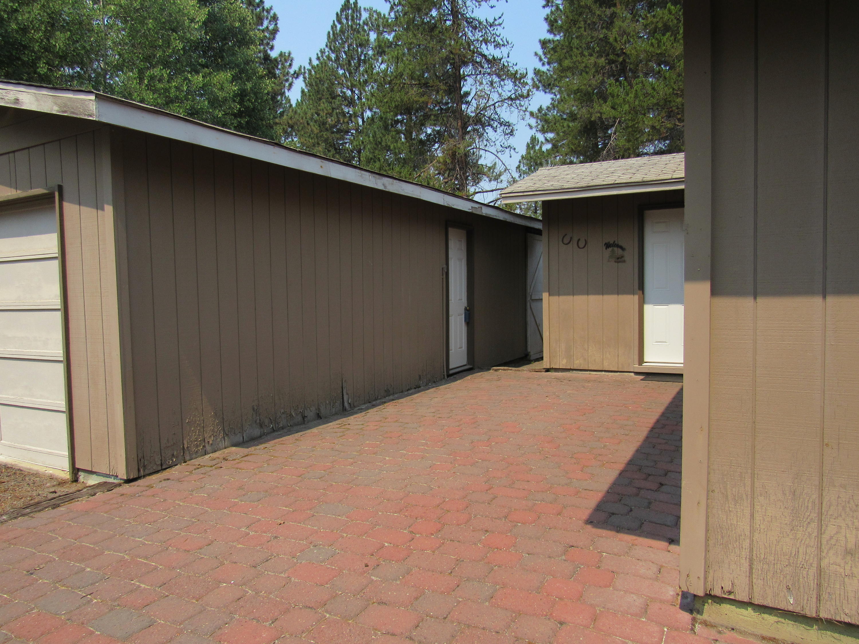 51582 Ash Road La Pine, OR 97739 - Photo 6 of 52 Looking toward side of Garage