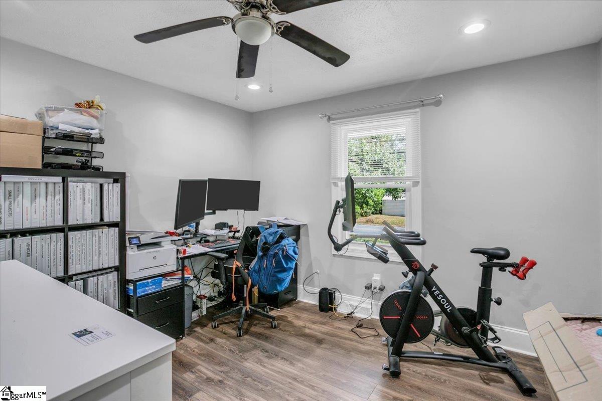 606 Davenport Road Simpsonville, SC 29680 - Photo 12 of 21