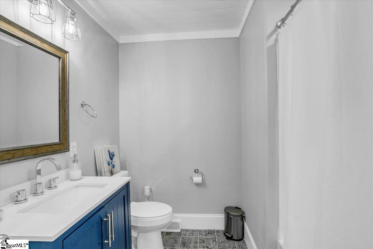 606 Davenport Road Simpsonville, SC 29680 - Photo 13 of 21