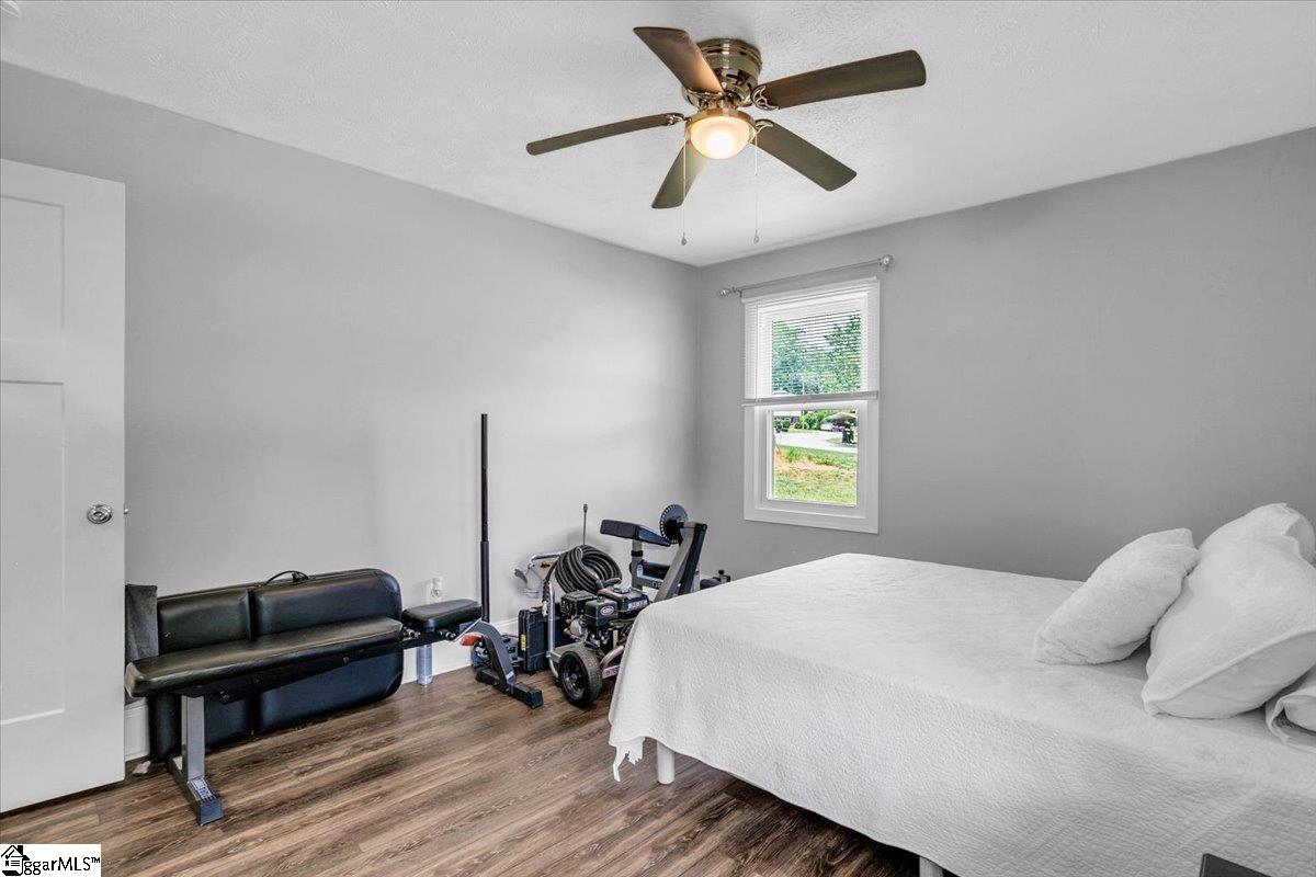 606 Davenport Road Simpsonville, SC 29680 - Photo 15 of 21