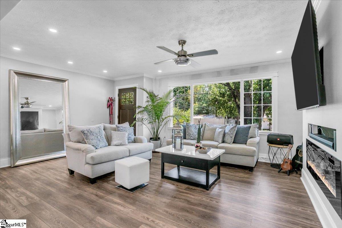 606 Davenport Road Simpsonville, SC 29680 - Photo 5 of 21