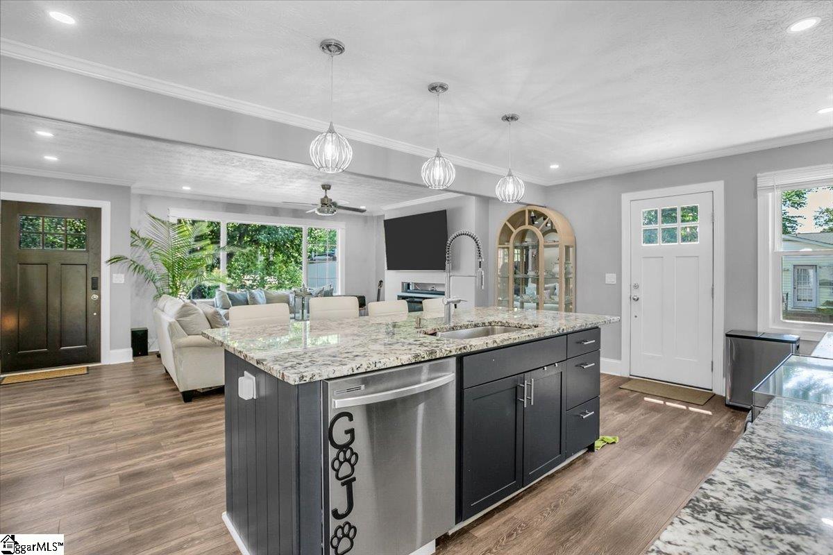 606 Davenport Road Simpsonville, SC 29680 - Photo 9 of 21