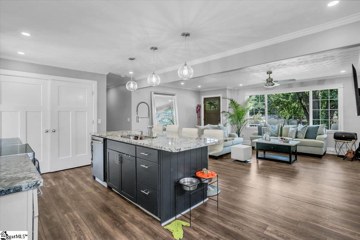 606 Davenport Road Simpsonville, SC 29680 - Photo 10 of 21