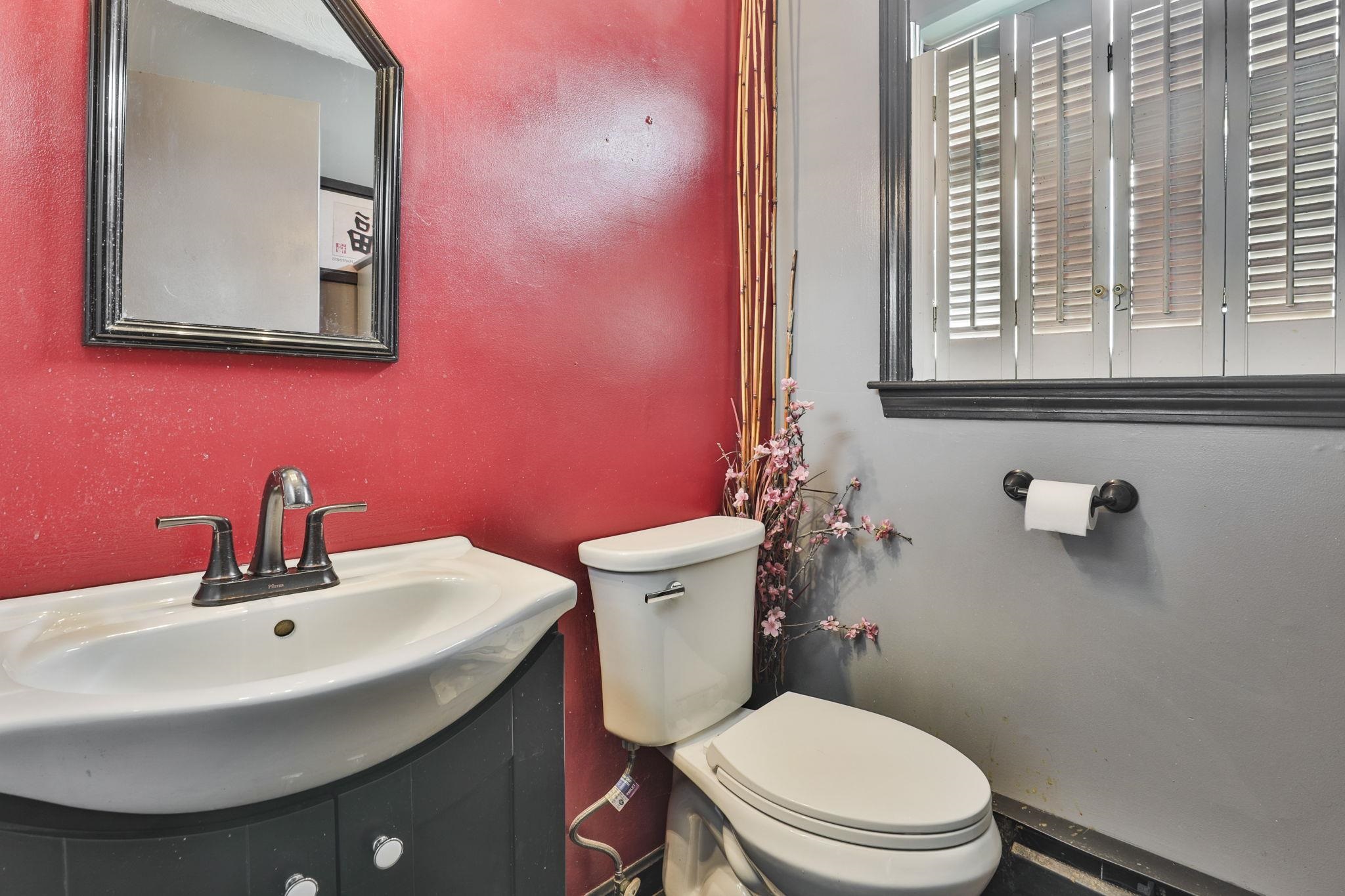 13 R Gamache Road Derry, NH 03038 - Photo 11 of 18