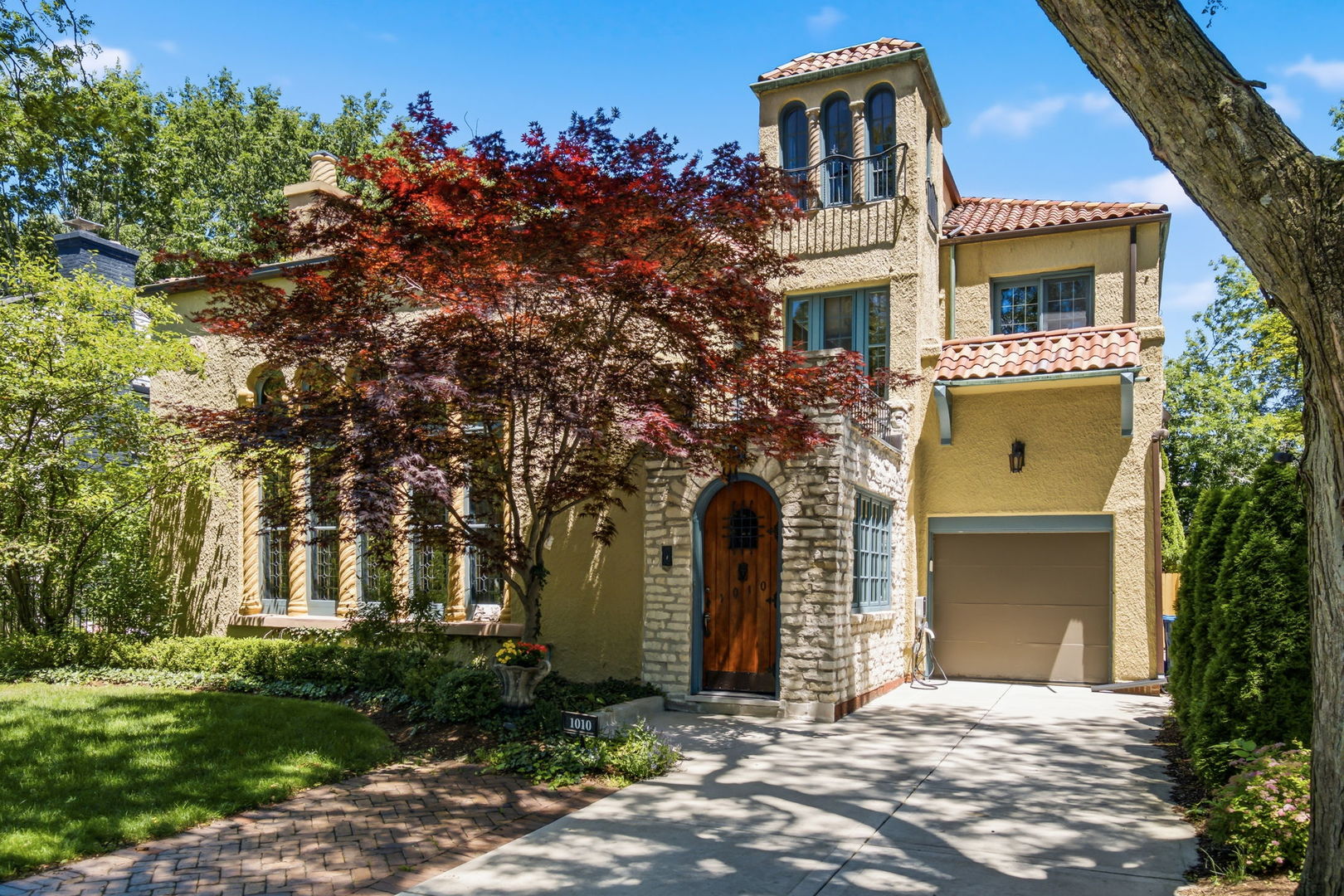 1010 Sheridan Road Wilmette, IL 60091 - Photo 3 of 41