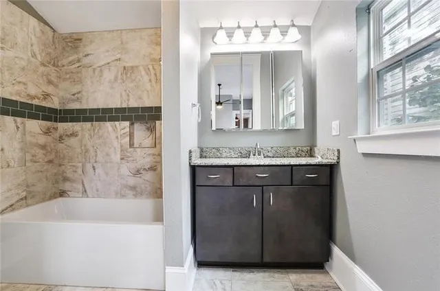 $1,600 | 2503 Burgundy Street, New Orleans, LA 70117