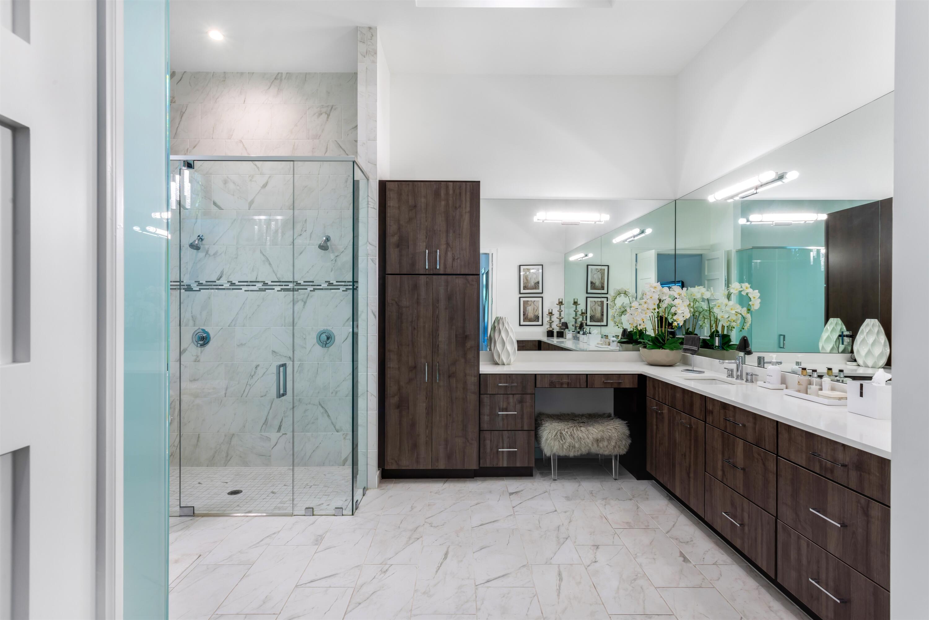 904 Northwest 2nd Street Boca Raton, FL 33486 - Photo 22 of 41 PRIMARY_BATHROOM