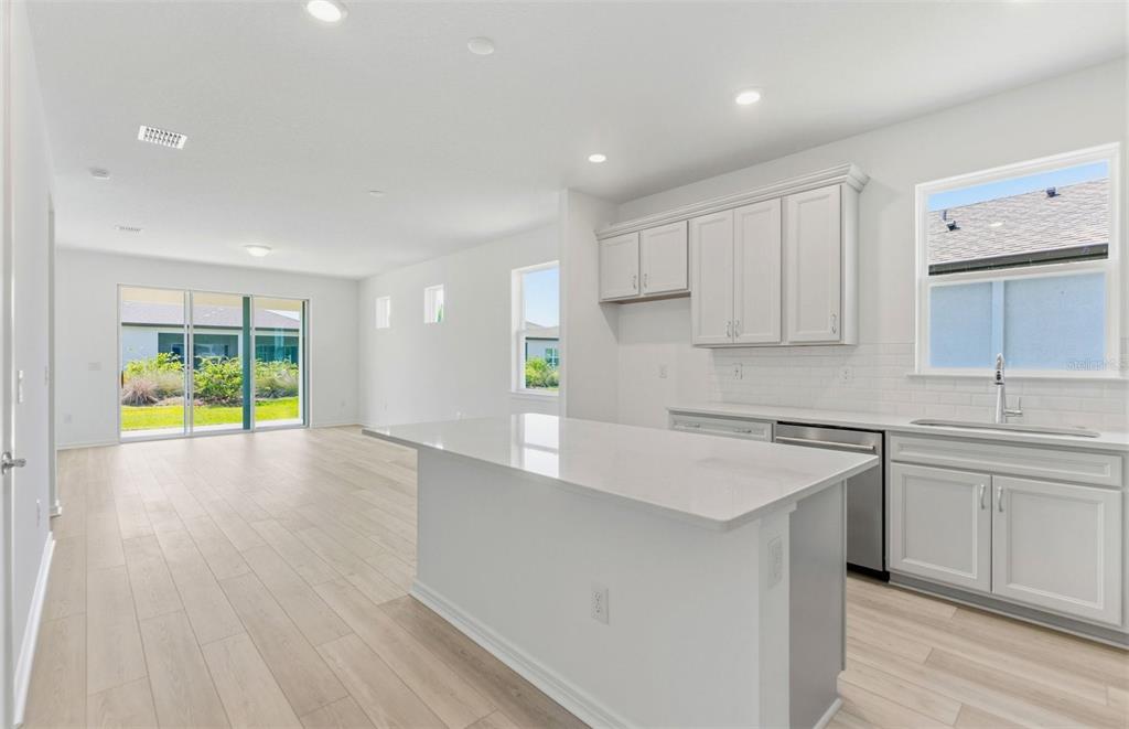 5346 Southwest 86th Ct Road Ocala, FL 34481 - Photo 4 of 35