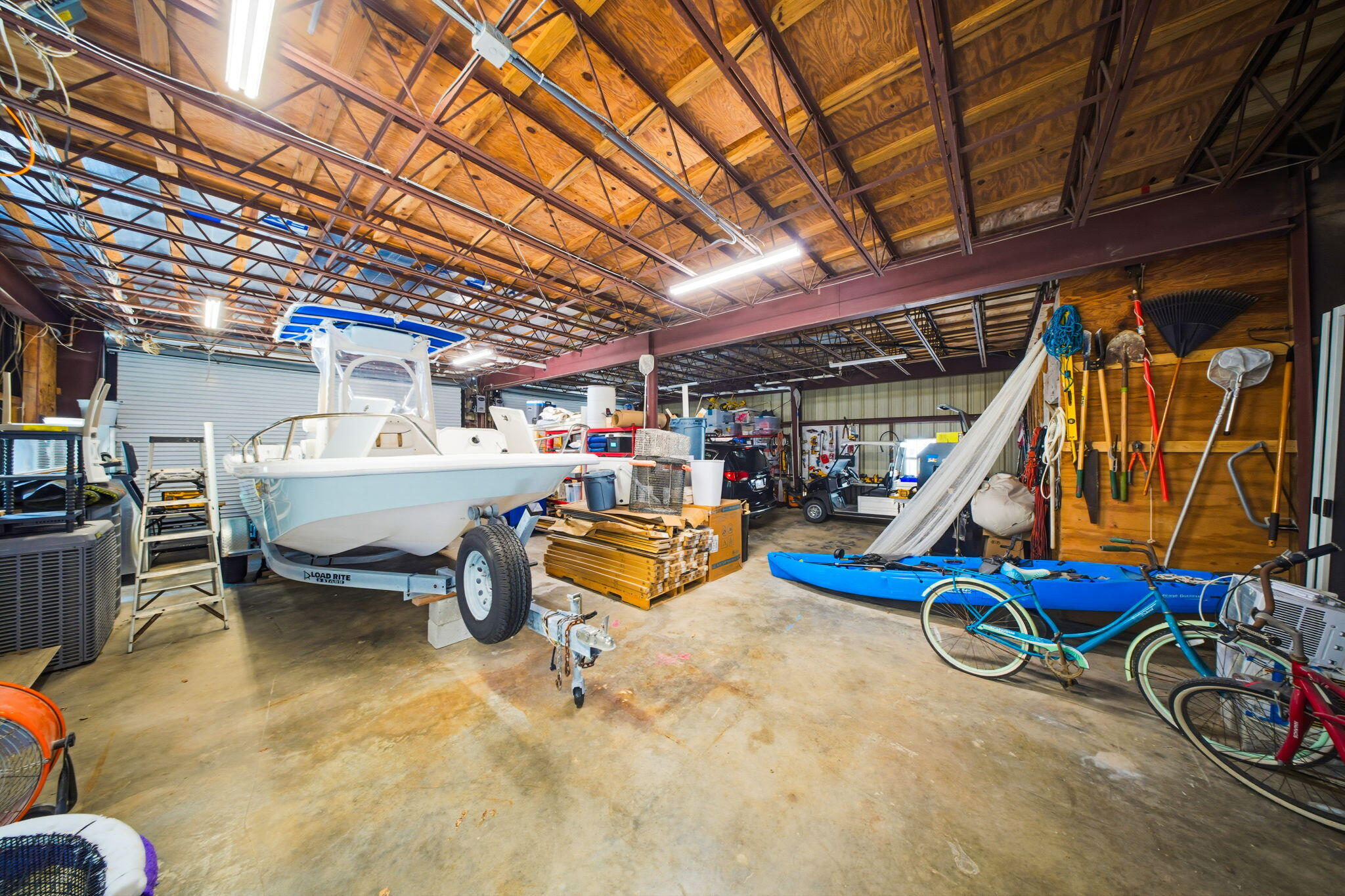 57733 Morton Street Marathon, FL 33050 - Photo 215 of 247 Inside Garage