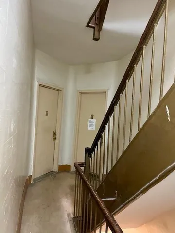 a view of an entryway