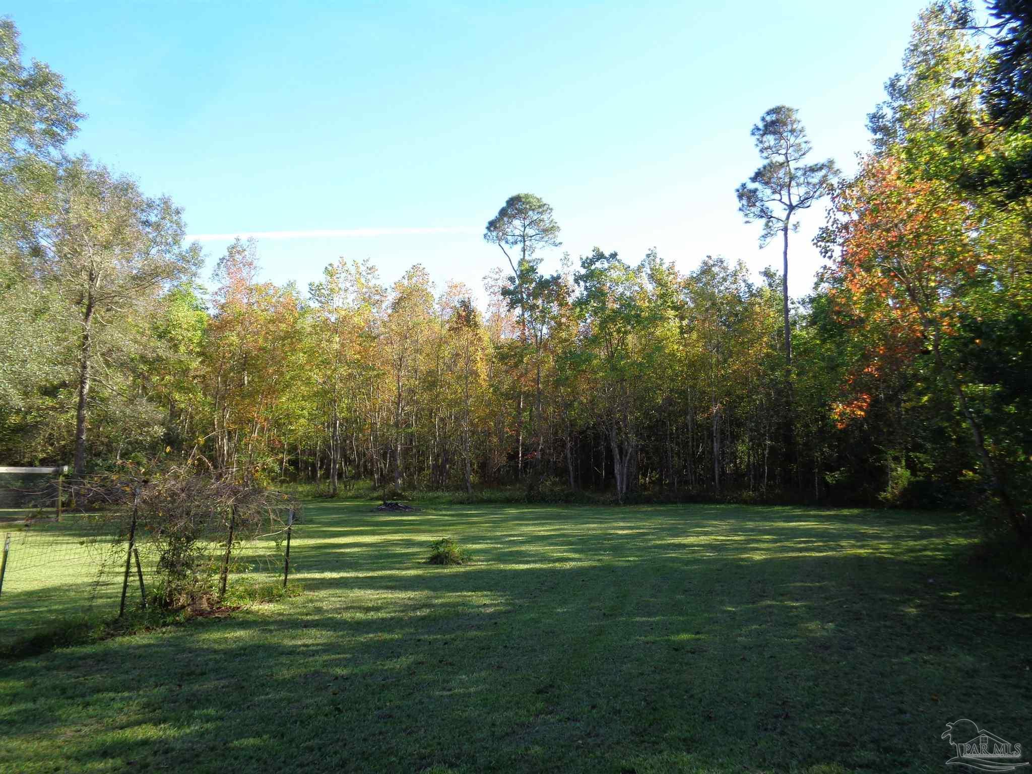 71 West State Line Road Century, FL 32535 - Photo 4 of 50