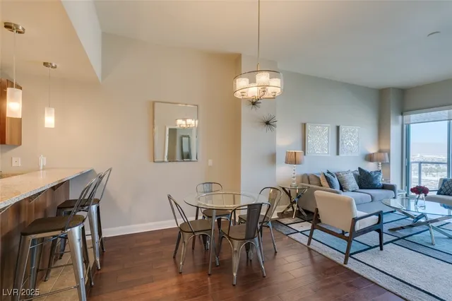 $2,050 | 150 South Las Vegas Boulevard, Unit 1618, Las Vegas, NV 89101