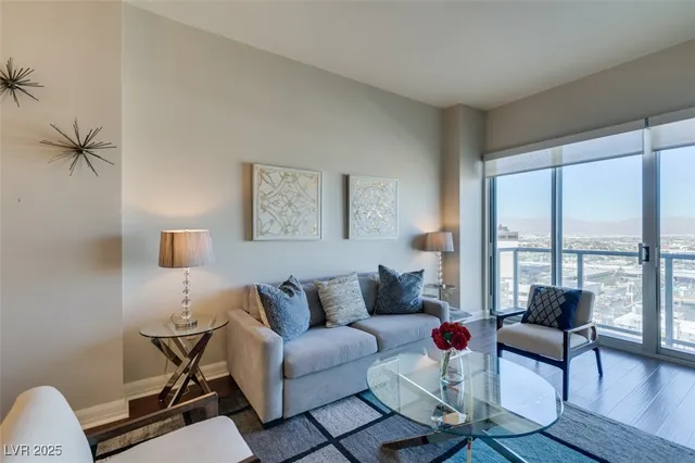 $2,050 | 150 South Las Vegas Boulevard, Unit 1618, Las Vegas, NV 89101