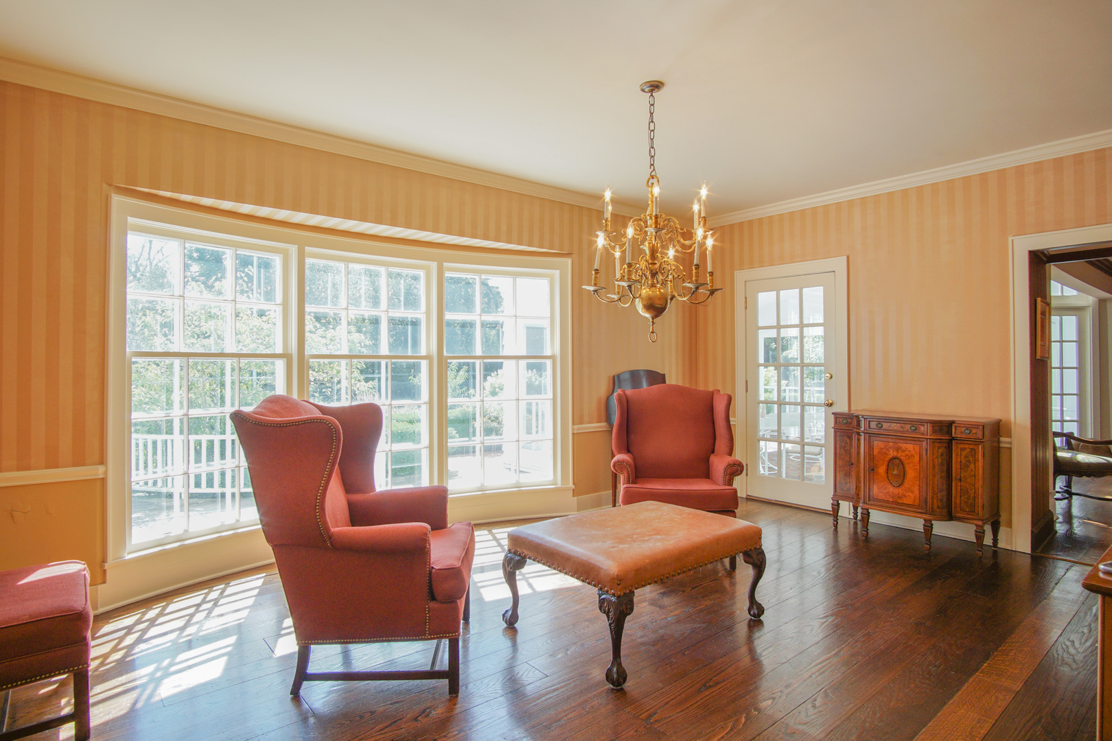 136 North Inverway Road Inverness, IL 60067 - Photo 11 of 34