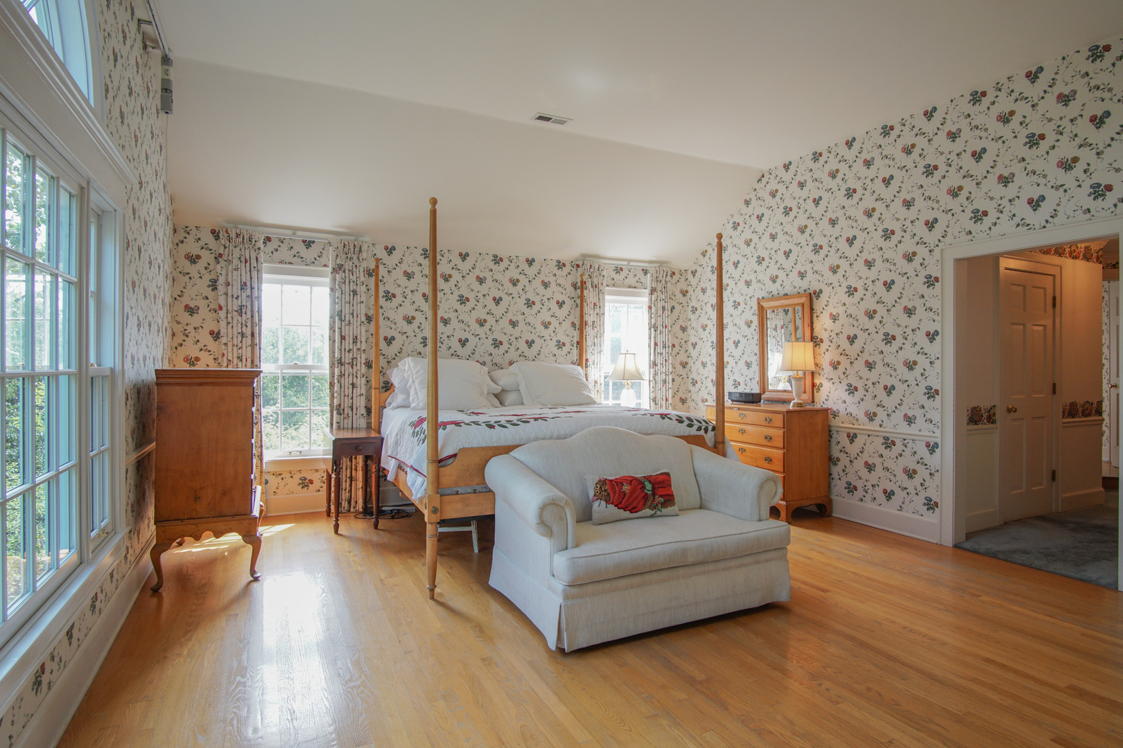 136 North Inverway Road Inverness, IL 60067 - Photo 17 of 34