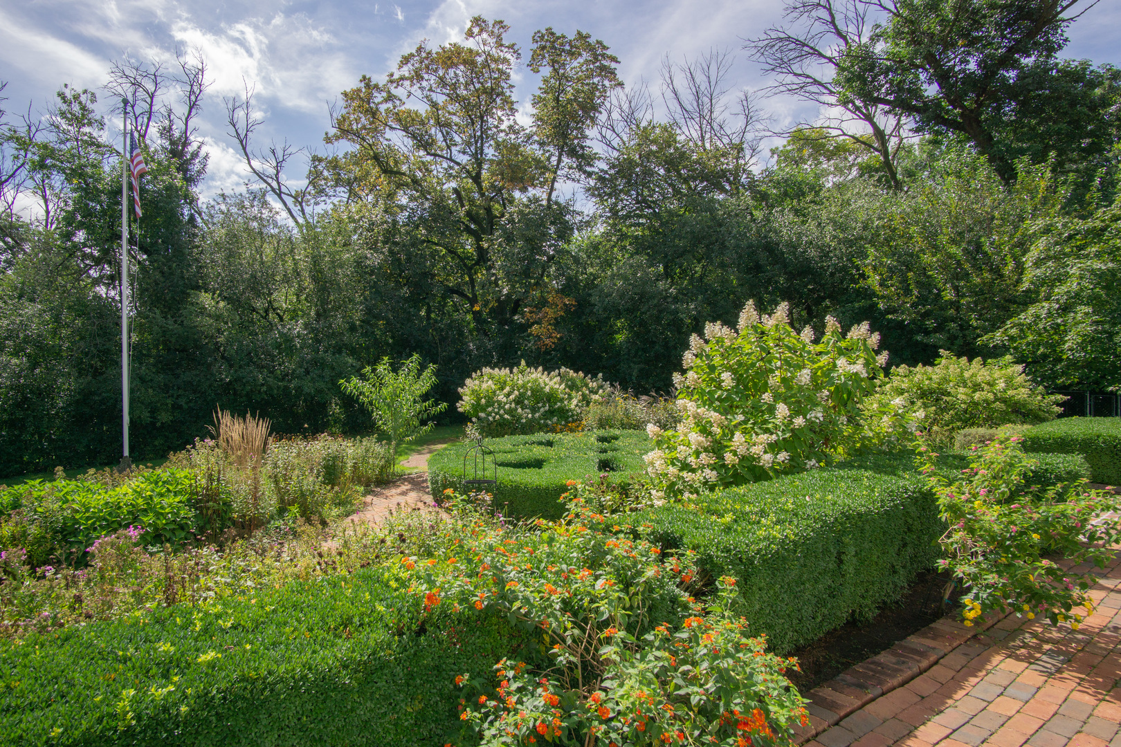 136 North Inverway Road Inverness, IL 60067 - Photo 29 of 34