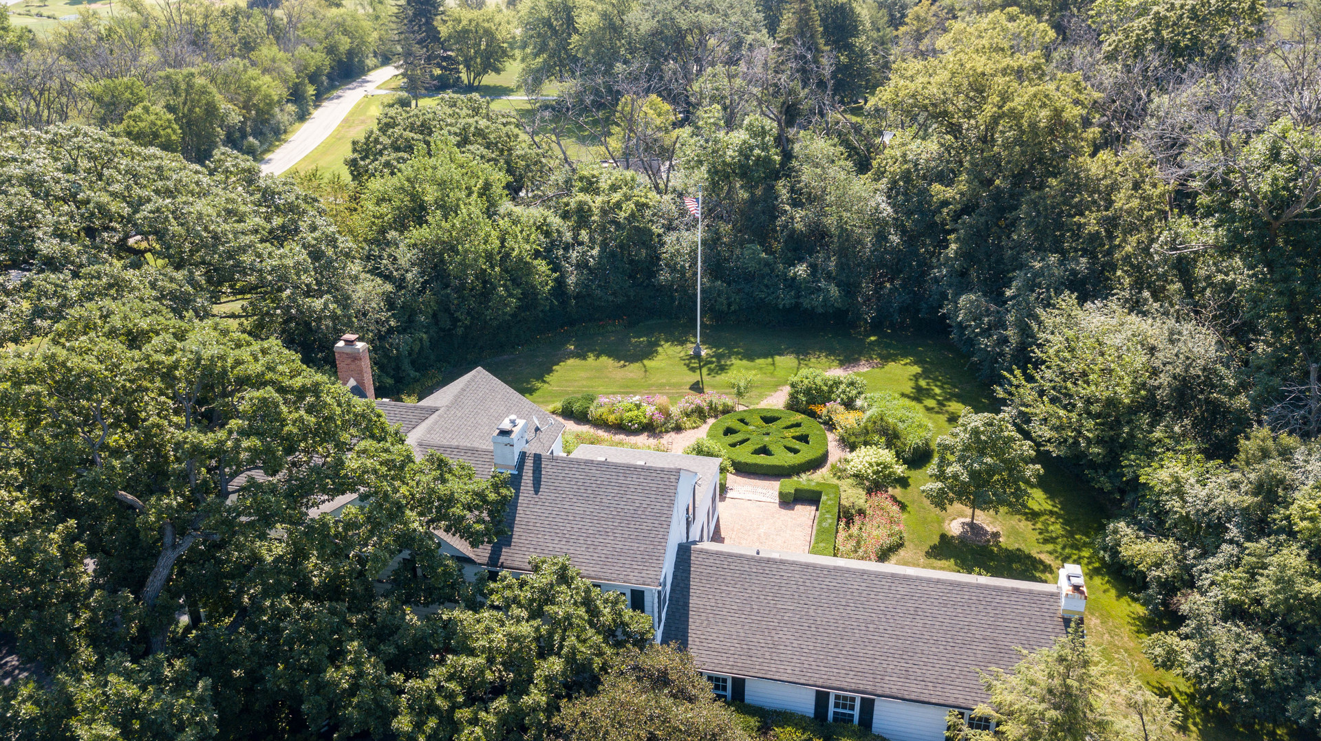 136 North Inverway Road Inverness, IL 60067 - Photo 32 of 34