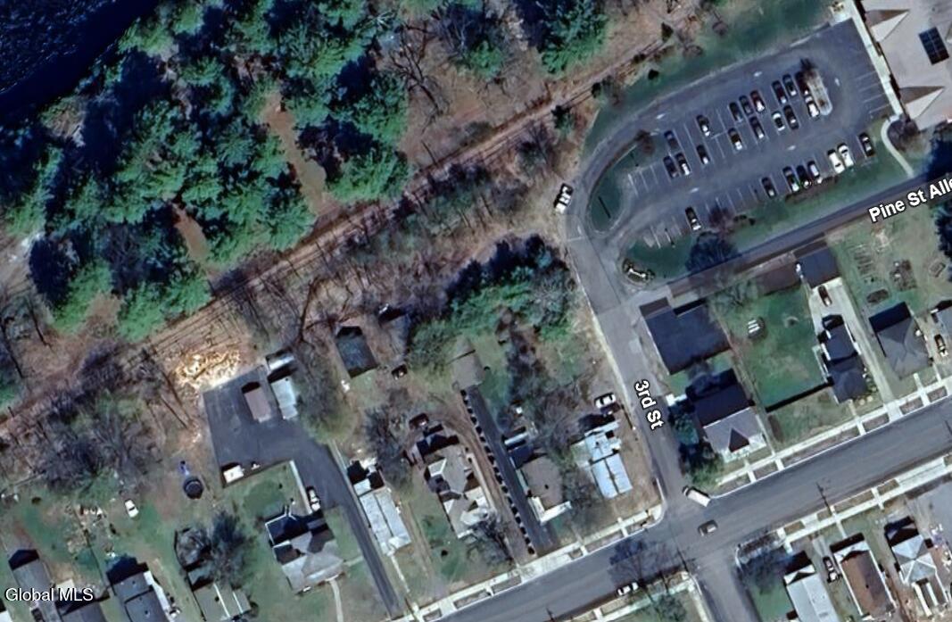 Third 3rd Street Corinth, NY 12822 - Photo 2 of 10 Screenshot 2025-10-18 095601