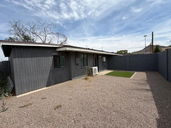 $1,200 | 1027 East Dunlap Avenue, Unit 3, Phoenix, AZ 85020