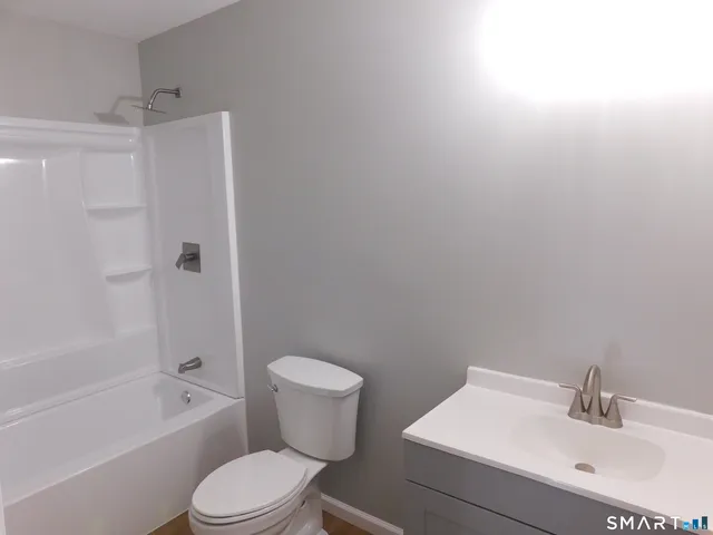 $799,900 | 69 Rosemary Street, New London, CT 06320