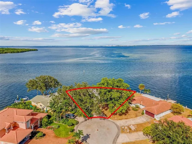 $2,200,000 | 2096 Iowa Avenue Northeast, St. Petersburg, FL 33703