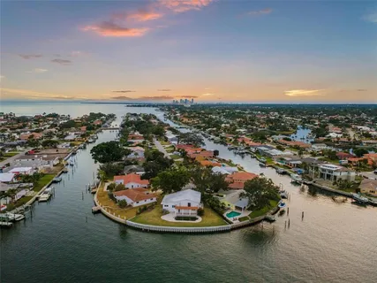 $2,200,000 | 2096 Iowa Avenue Northeast, St. Petersburg, FL 33703