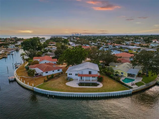 $2,200,000 | 2096 Iowa Avenue Northeast, St. Petersburg, FL 33703