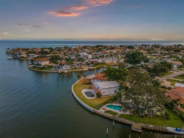 $2,200,000 | 2096 Iowa Avenue Northeast, St. Petersburg, FL 33703