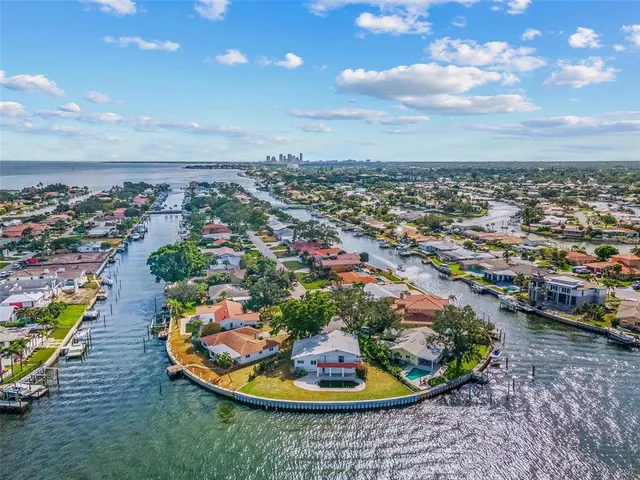 $2,200,000 | 2096 Iowa Avenue Northeast, St. Petersburg, FL 33703