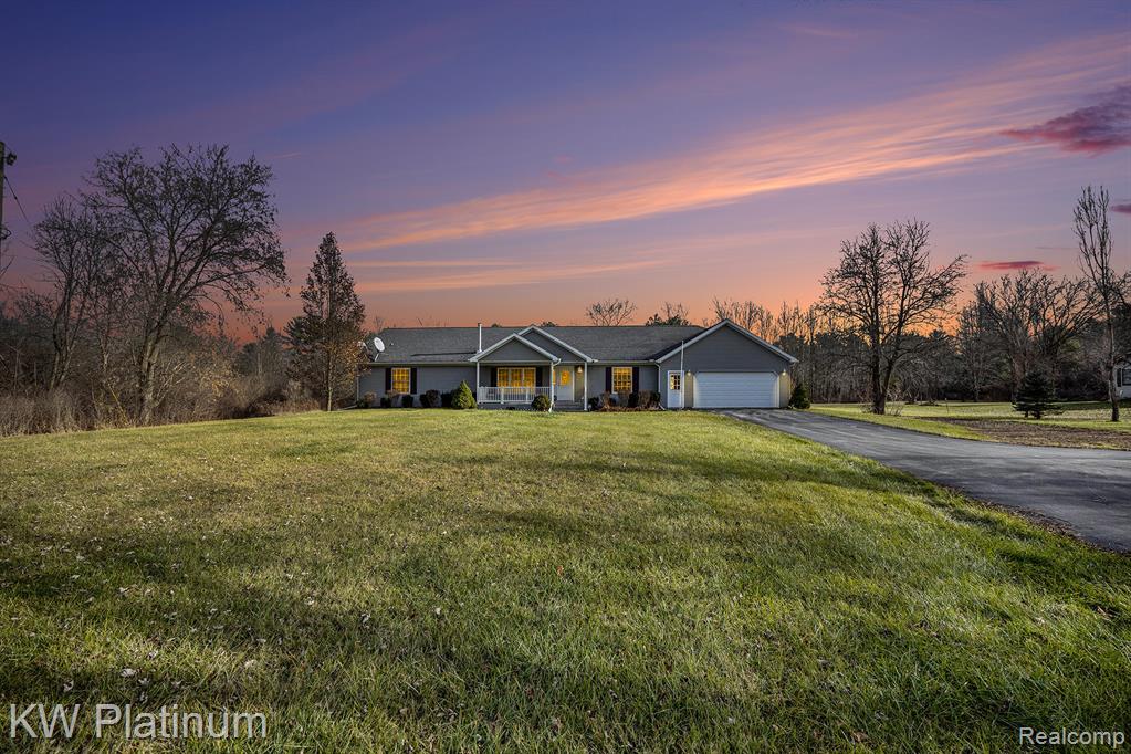 2954 English Road Smiths Creek, MI 48074 - Photo 2 of 35 Gallery Image 2