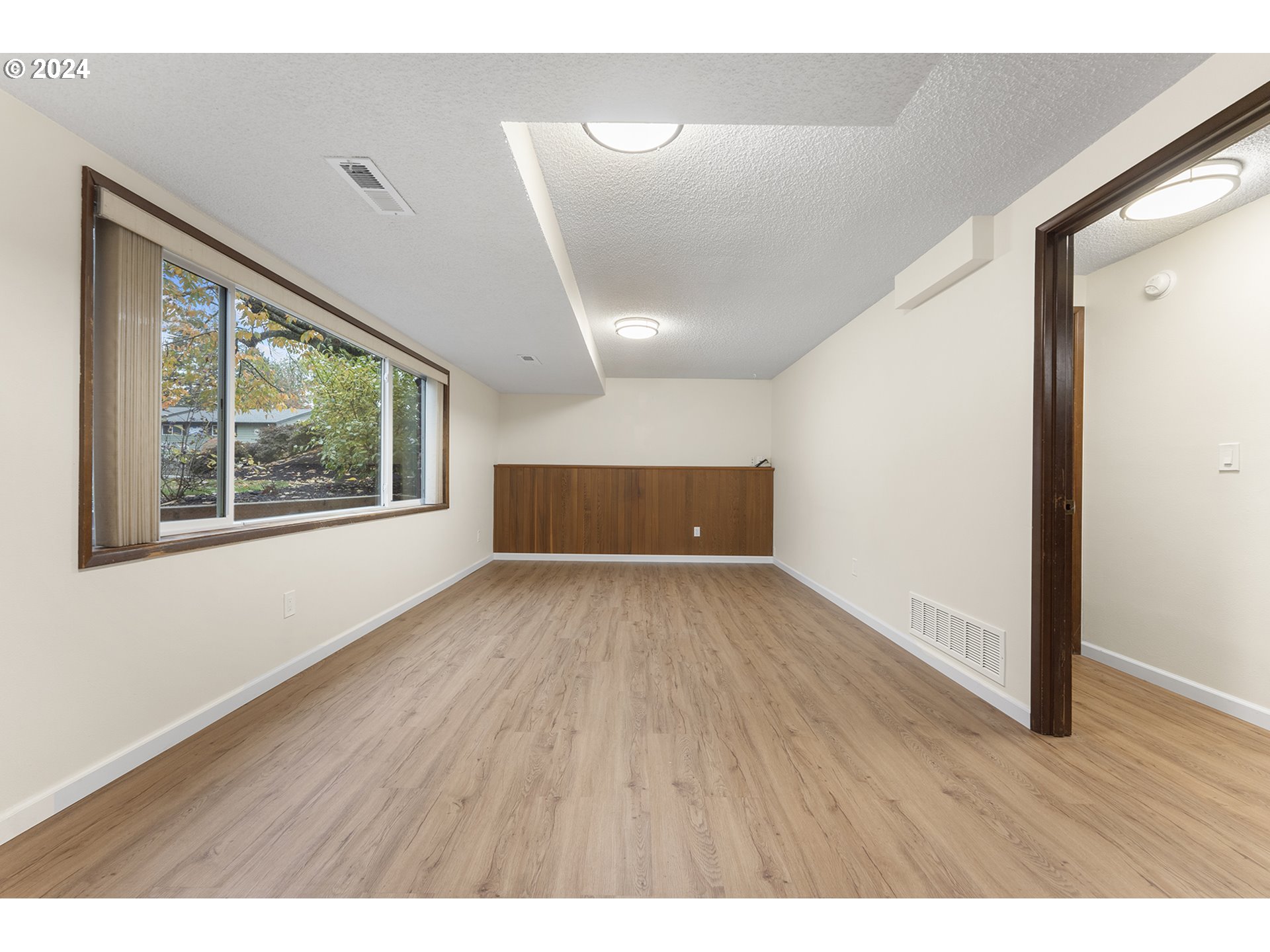 13265 Southwest Barlow Road Beaverton, OR 97008 - Photo 31 of 48 Gallery Image 31