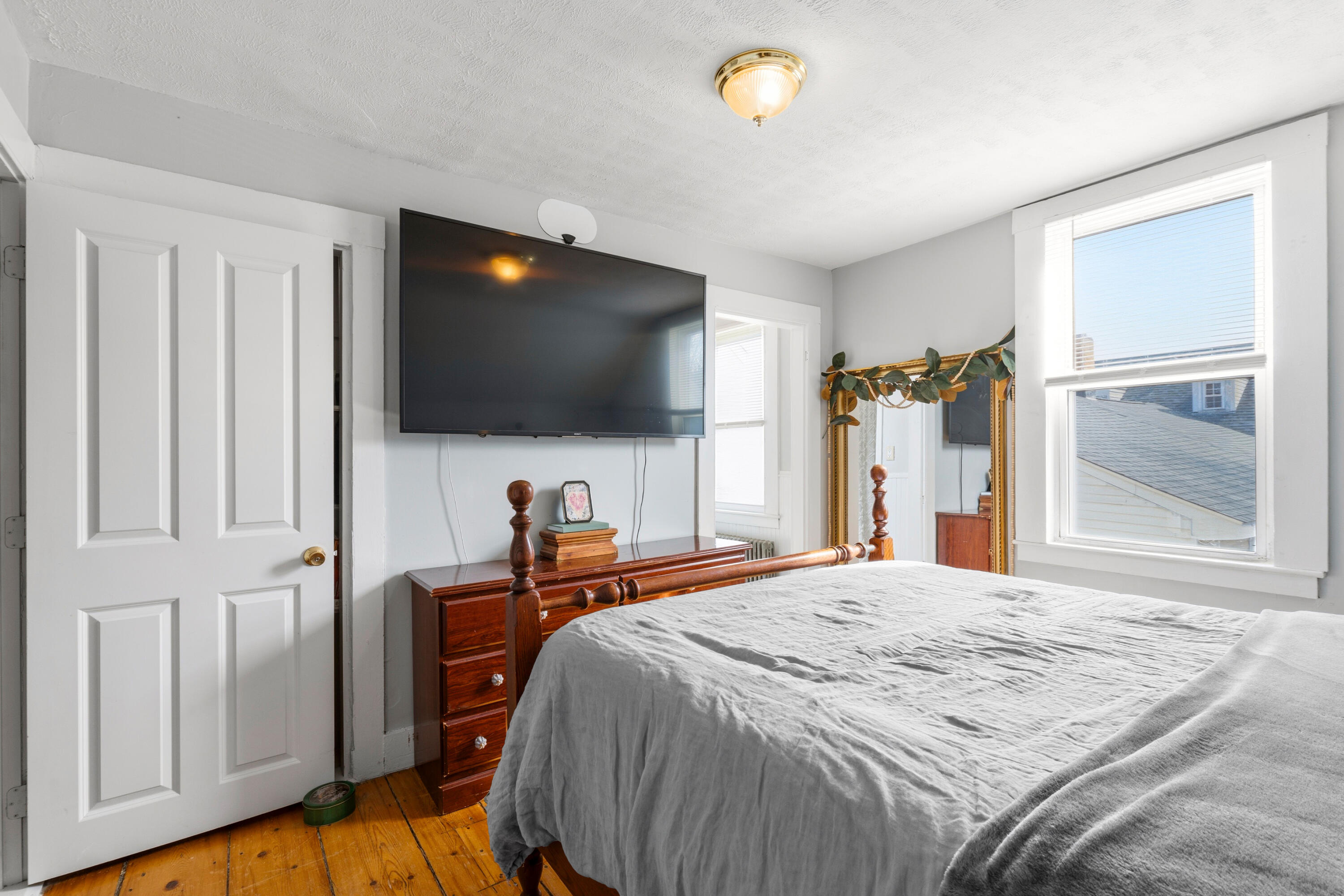 7 Union Street Saco, ME 04072 - Photo 21 of 36 Primary bed w/bath