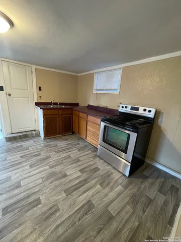 $850 | 314 North Nueces, Unit D, San Antonio, TX 78207