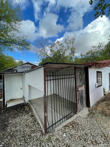 $850 | 314 North Nueces, Unit D, San Antonio, TX 78207