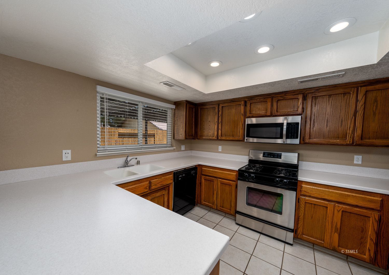 430 Mt Shasta Circle Ridgecrest, CA 93555 - Photo 10 of 28