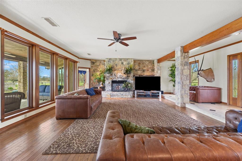 9711 Jim Christal Road Krum, TX 76249 - Photo 10 of 40