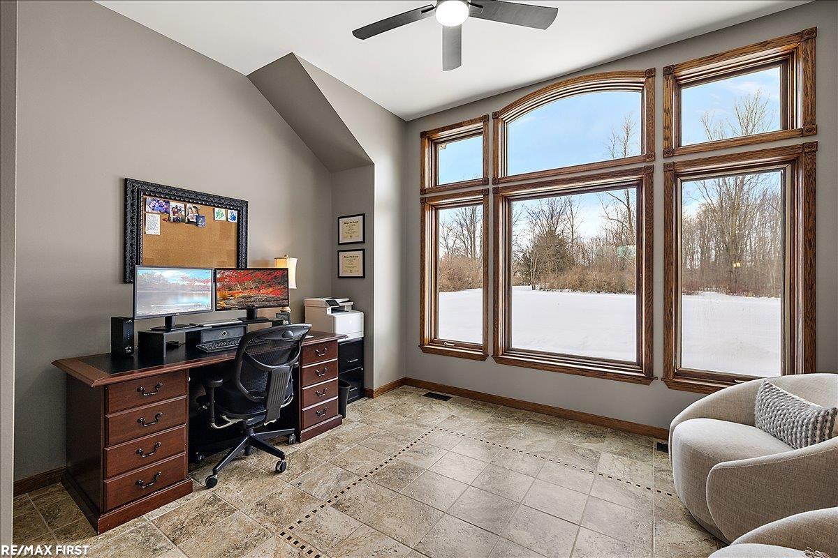 6593 Springborn Road East China, MI 48054 - Photo 17 of 85 50198059-28bd3521-08f8-4256-bd0f-99204074e8e7.JPG