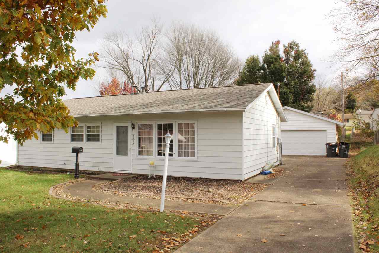 4419 Stratford Road Evansville, IN 47710 - Photo 1 of 22 Gallery Image 1