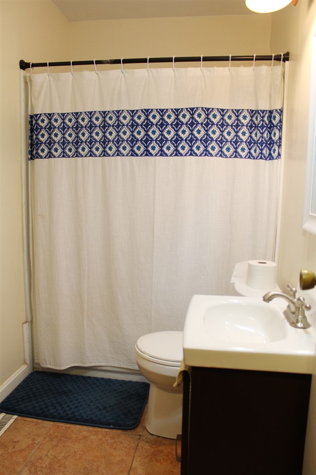 4419 Stratford Road Evansville, IN 47710 - Photo 17 of 22 Gallery Image 17