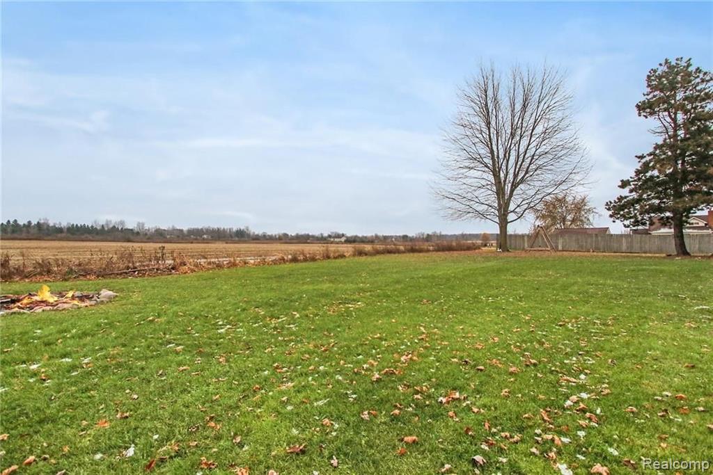 1640 Sperry Road Allenton, MI 48002 - Photo 21 of 45