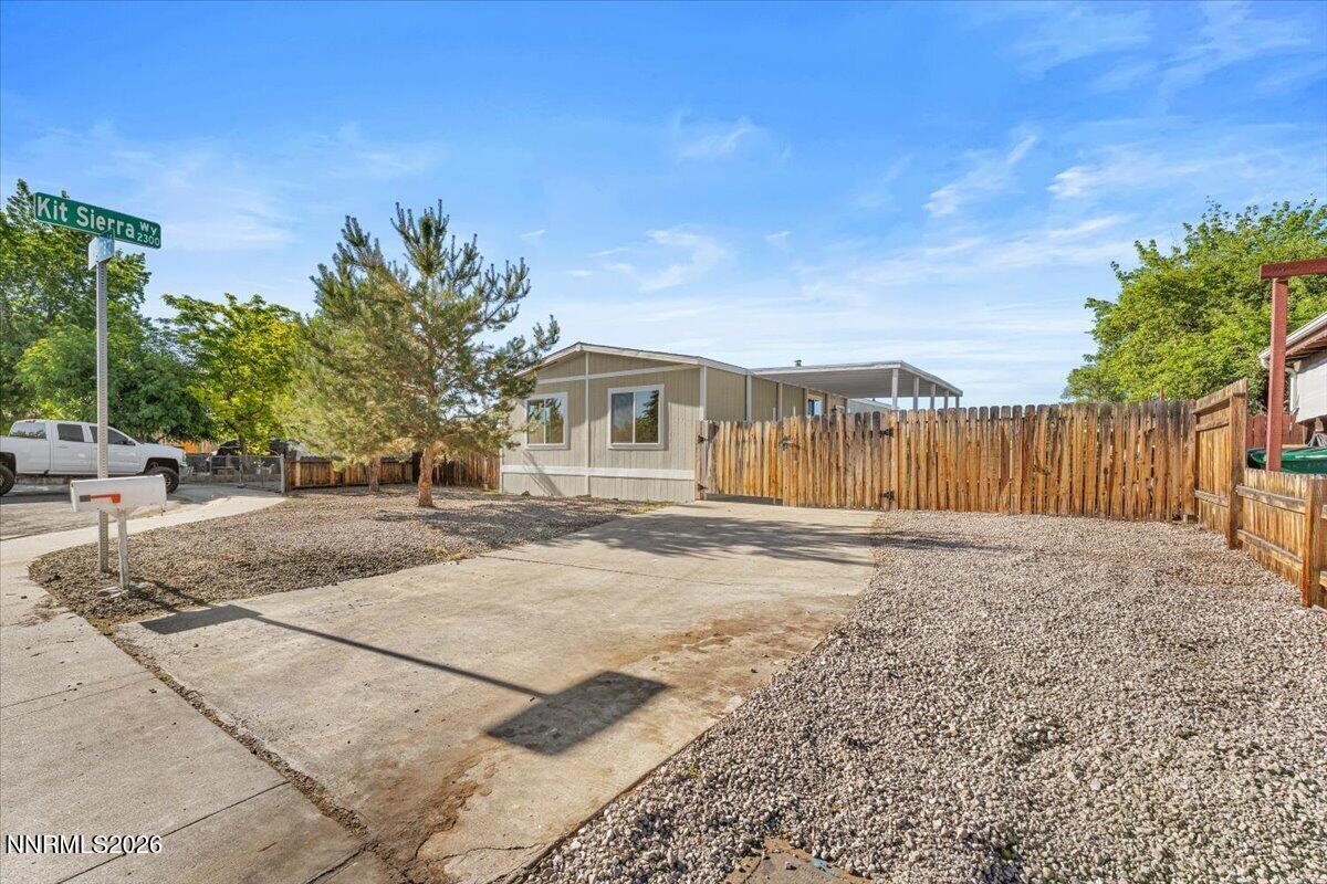 37 Kit Sierra Loop Carson City, NV 89706 - Photo 3 of 24 02-DSC4855