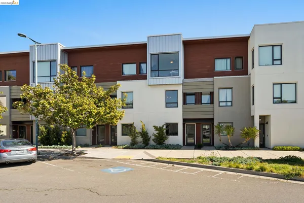 $599,000 | 1780 12th Street, Oakland, CA 94607