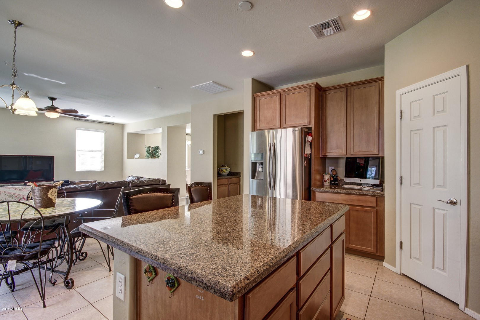 3222 West Florimond Road Phoenix, AZ 85086 - Photo 19 of 44 Florimond (20)