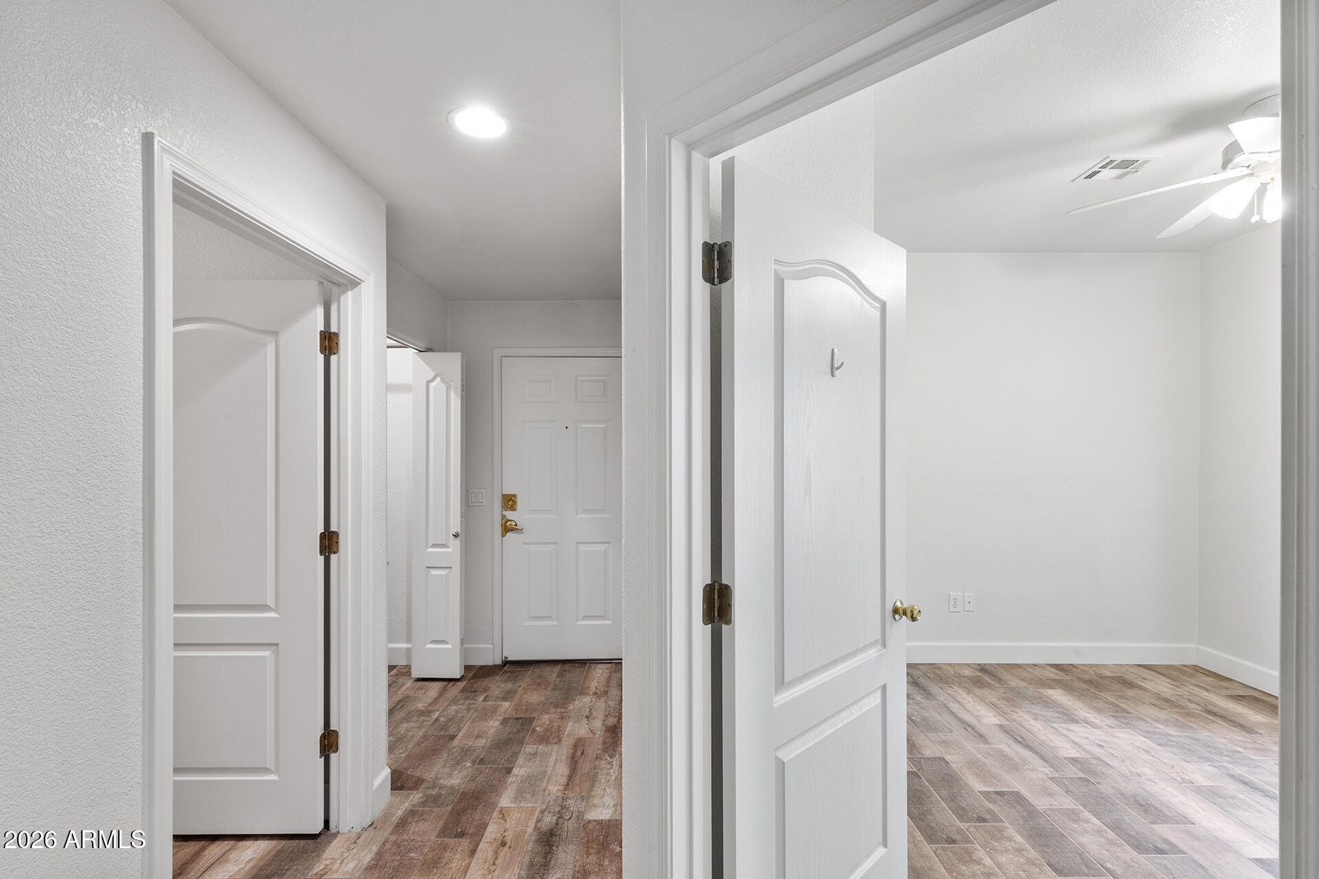 7101 West Beardsley Road, Unit 1303 Glendale, AZ 85308 - Photo 33 of 53 a view of a bathroom with shower