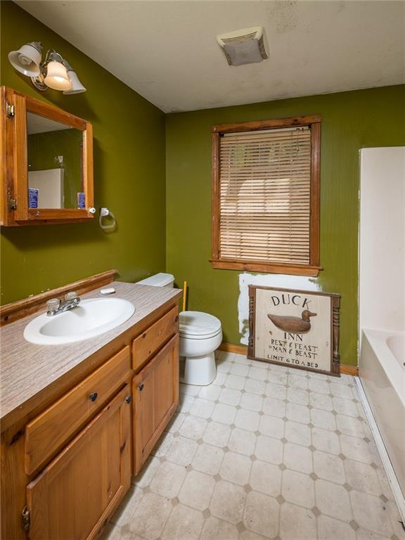 155 Josiah Norton Road Cape Neddick, ME 03902 - Photo 9 of 30 First floor bath