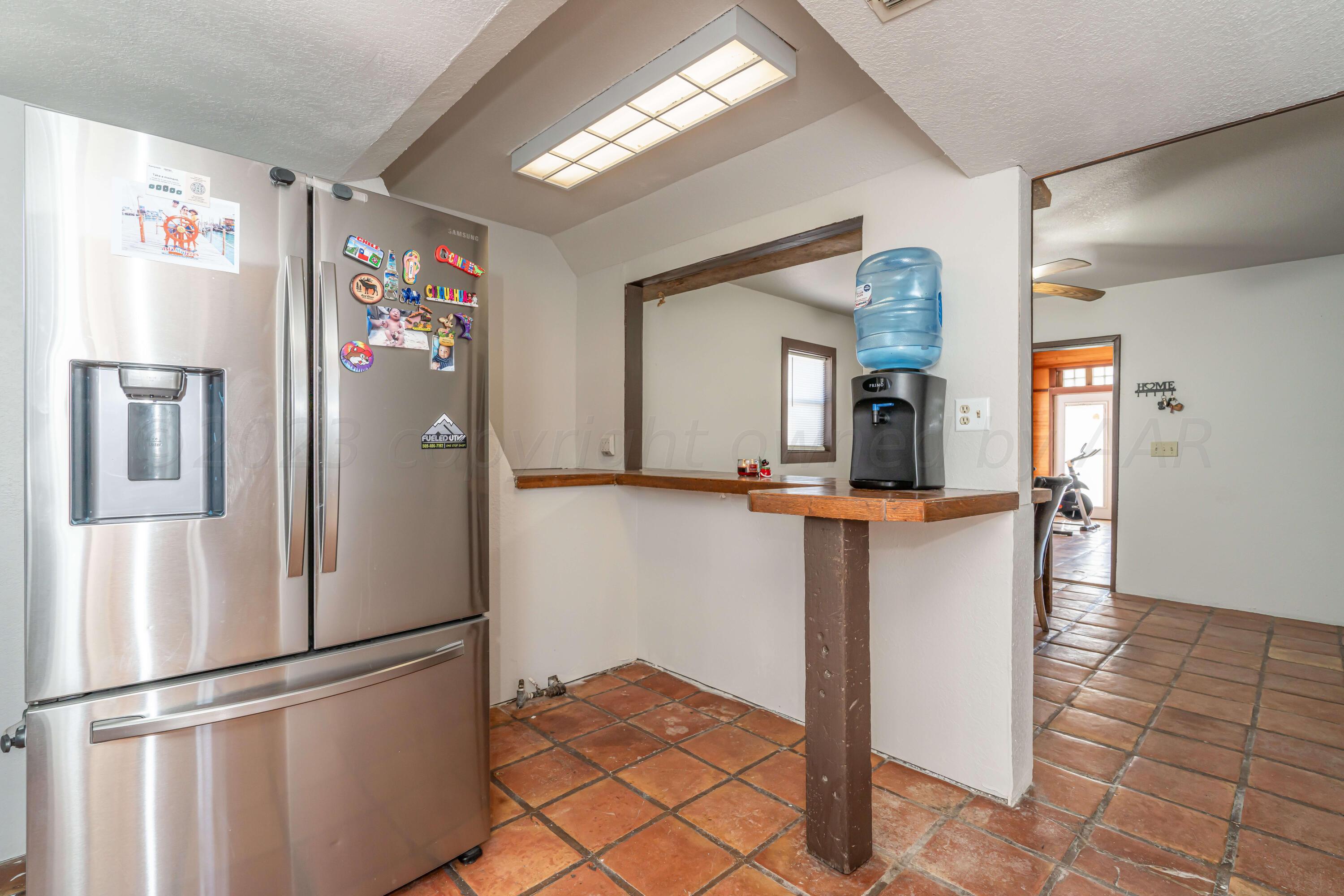 676 Cherokee Road Fritch, TX 79036 - Photo 22 of 62 676 Cherokee_-19 KITCHEN