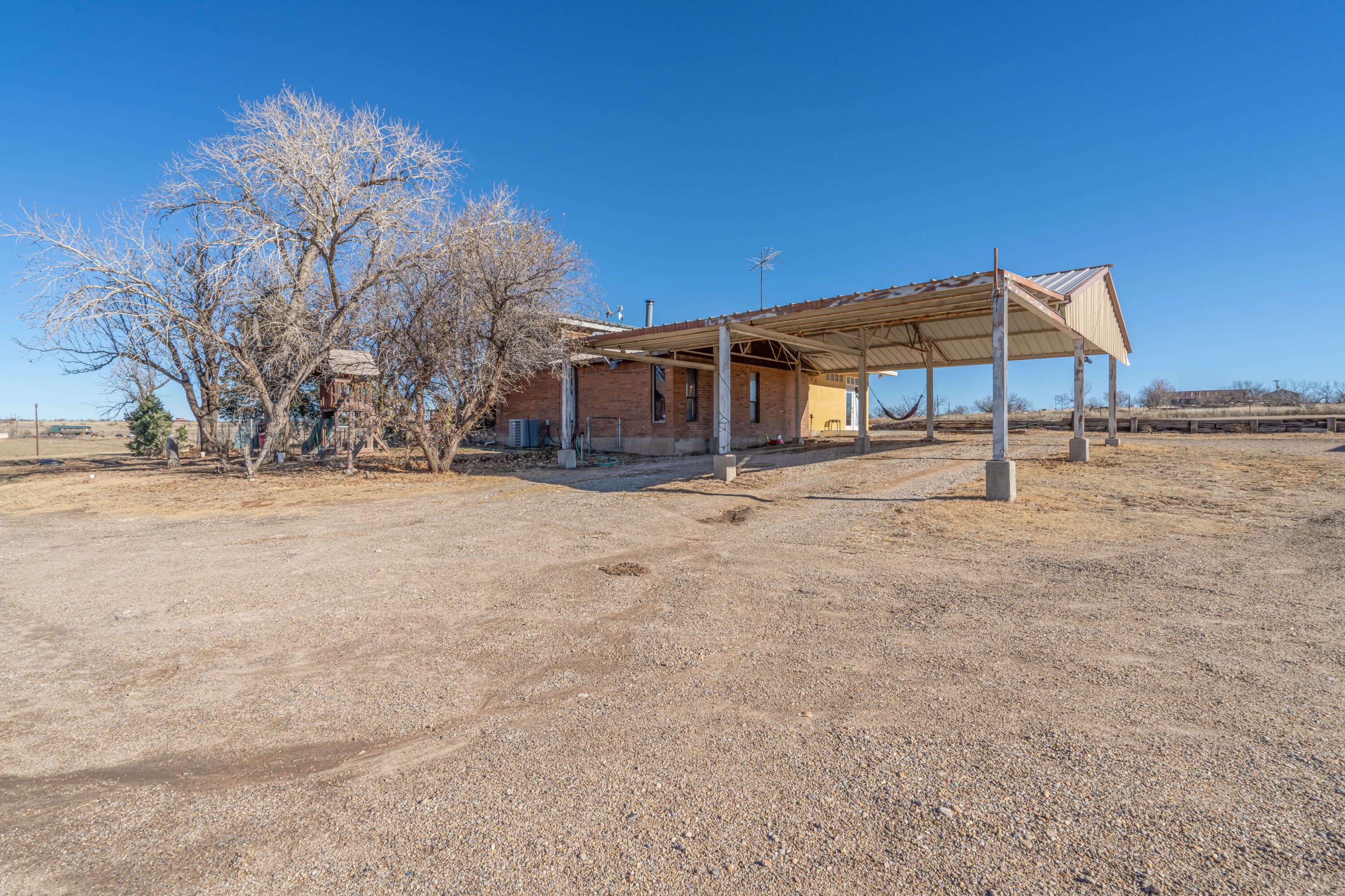 676 Cherokee_-3 CARPORT
